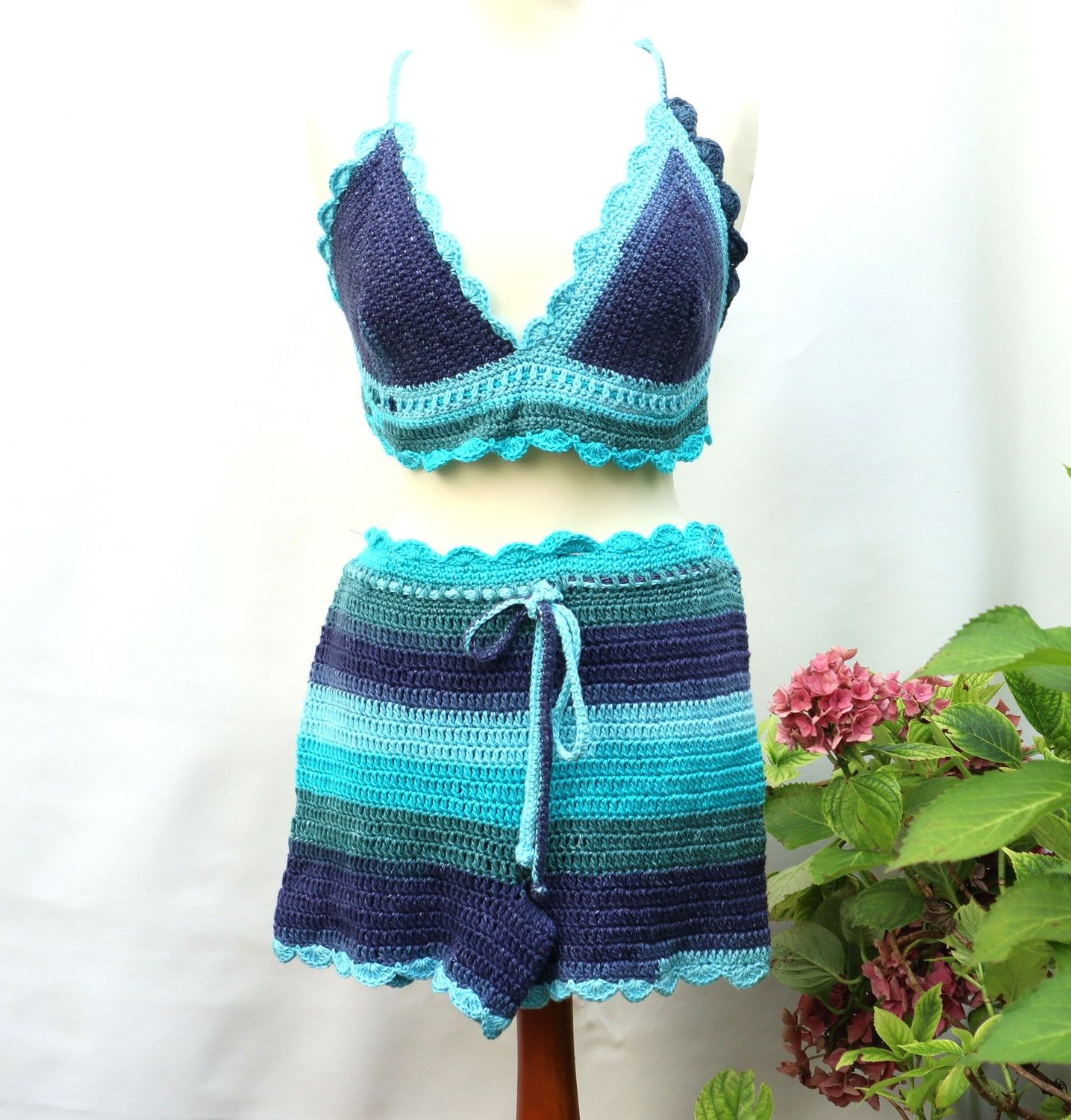 Top Gehäkelt Shorts gehäkelt Set Blau Töne Häkelshorts Häkeltop Bikini Top Gehäkelt Shorts gehäkelt Set Blau Töne Häkelshorts Häkeltop Bikini