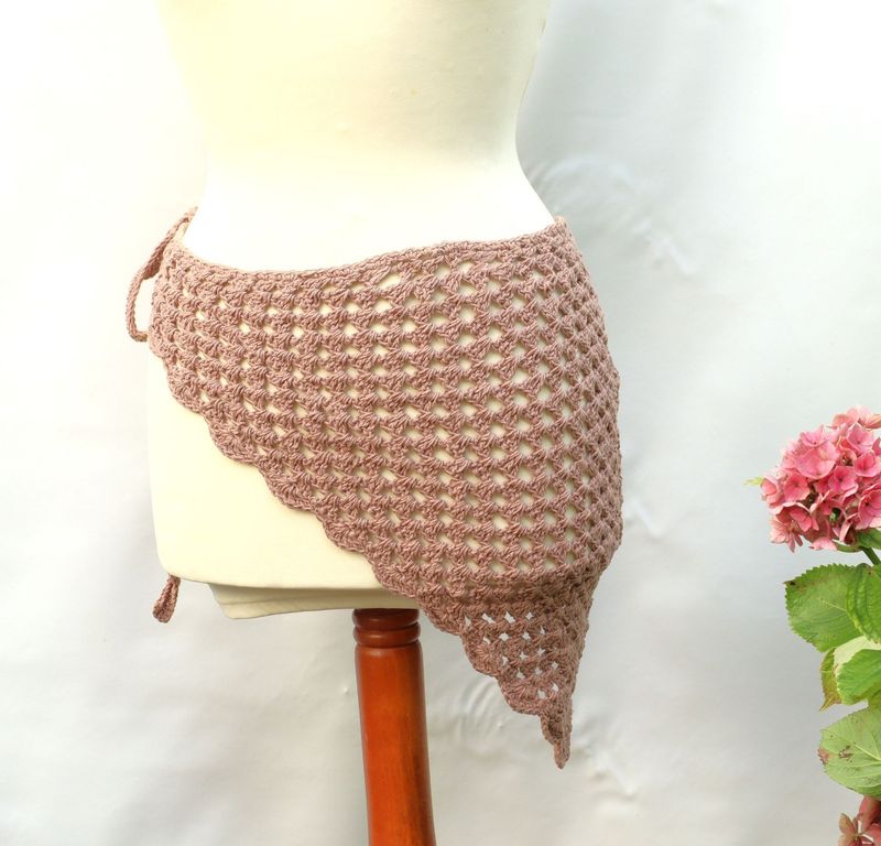 Dreiecktuch gehäkelt Hüftbandana Pareo Sarong Stola Häkelmode Dreiecktuch gehäkelt Hüftbandana Pareo Sarong Stola Häkelmode