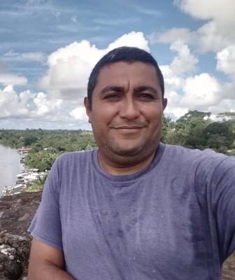 Tour Guide R.E - Nicaragua