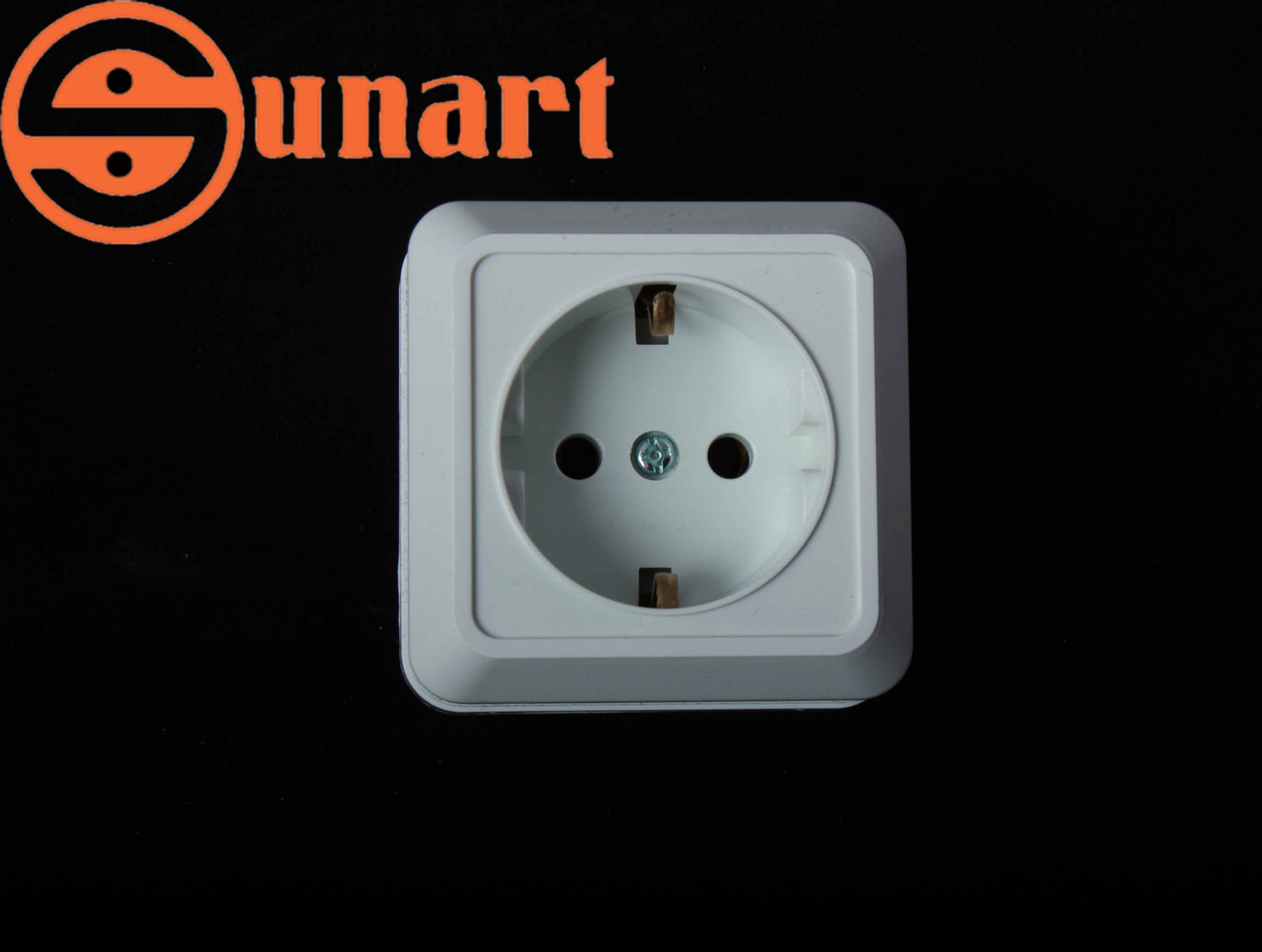 Sunart Էլ.վարդակ արտաքին SR-1806 (1տեղ,հողանցումով
