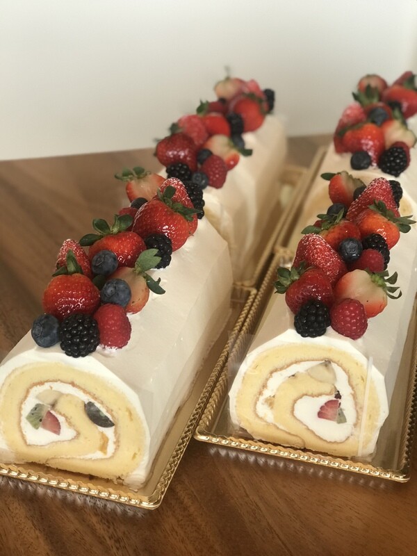 1/2 (9&quot;) Fruit Rollcake