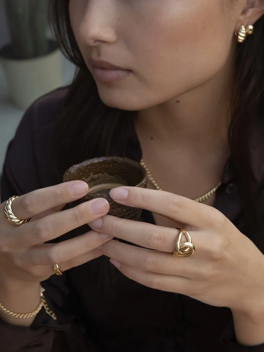 CLAIRE KNOT RING