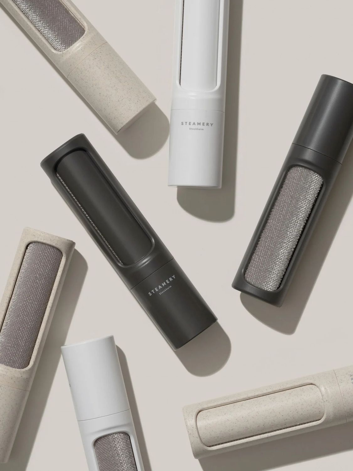 LINT BRUSH CLOTHES