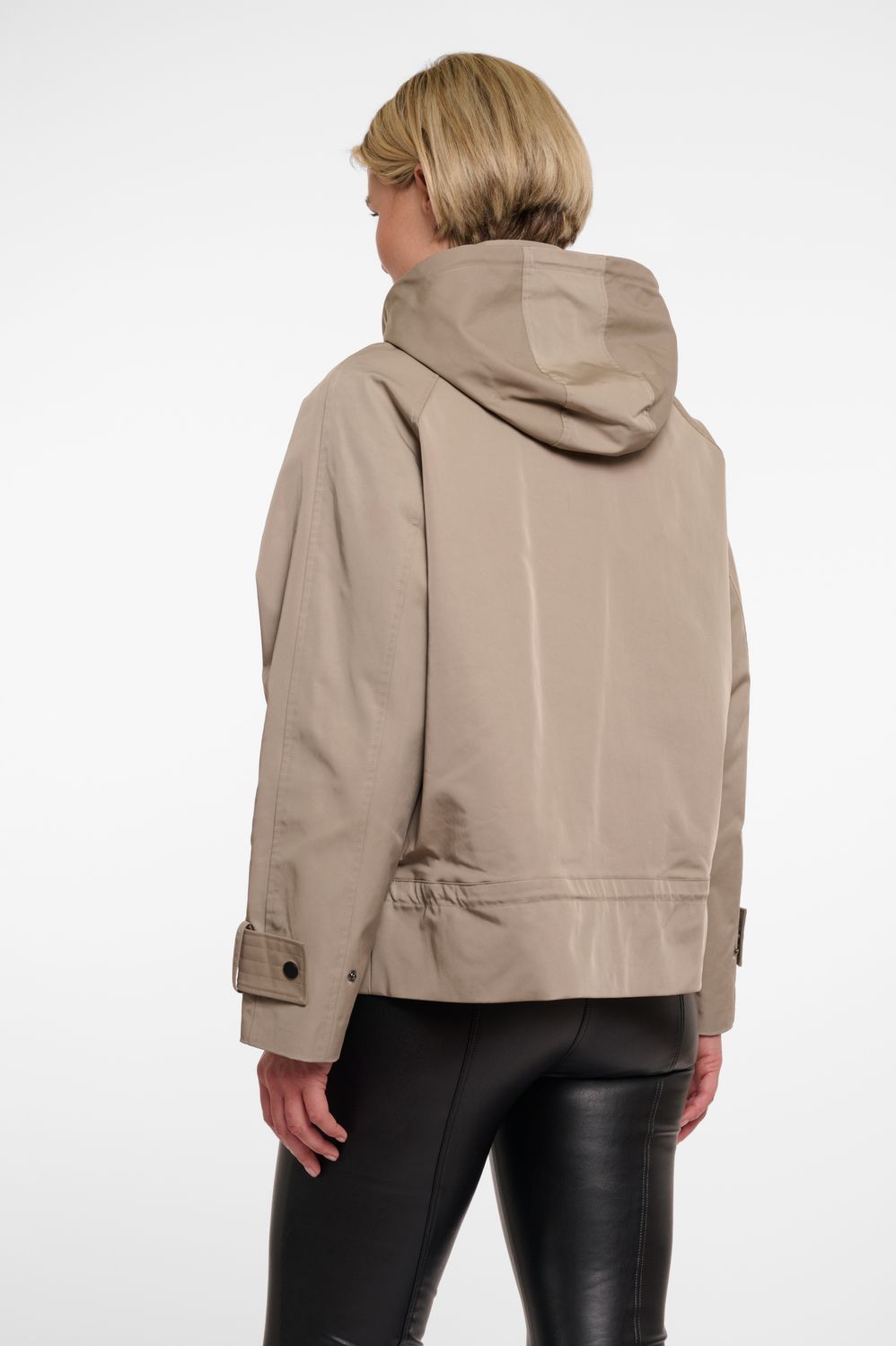 DO PARKA