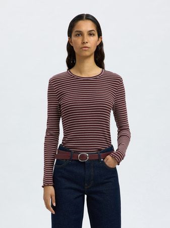 ANNA CREW NECK TEE