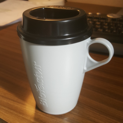 Coffee-To-Go-Becher
