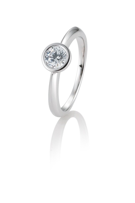 Verlobungsring Solitär Zargenfassung, verwischte Fassung Platin 950 0,60ct w/si