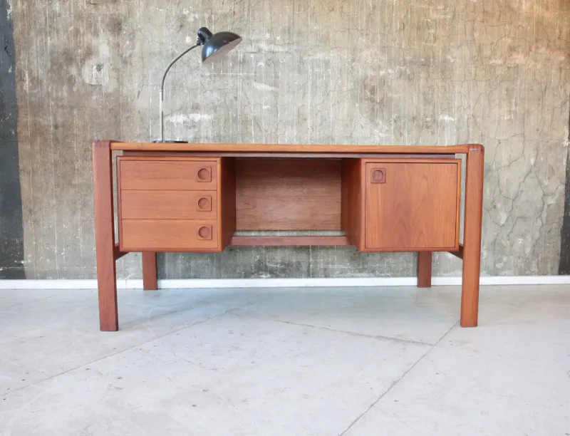 Vintage Schreibtisch
