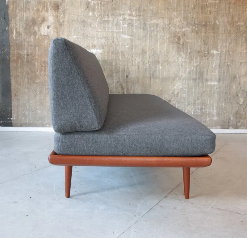 Vintage Daybed / Peter Hvidt Vintage Daybed / Peter Hvidt