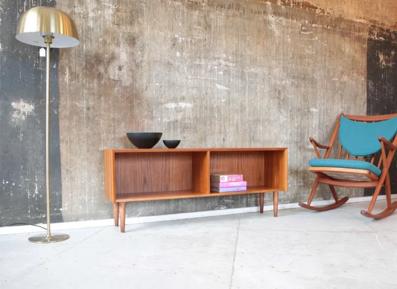 Vintage Regal / Sideboard