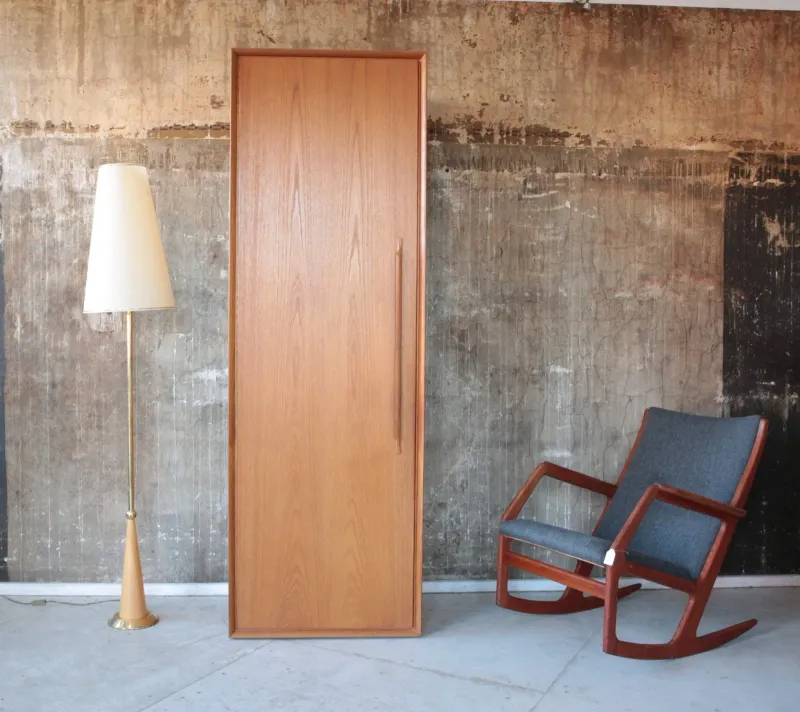 Vintage Kleiderschrank