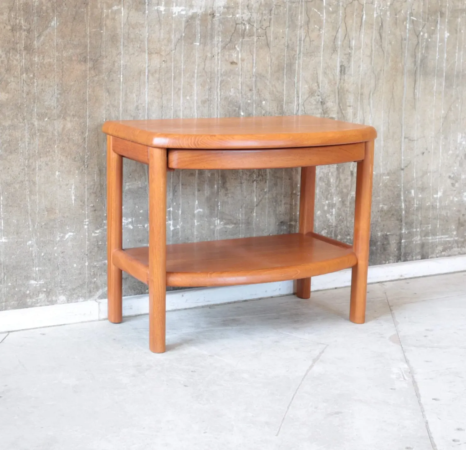 Vintage Beistelltisch Vintage Beistelltisch