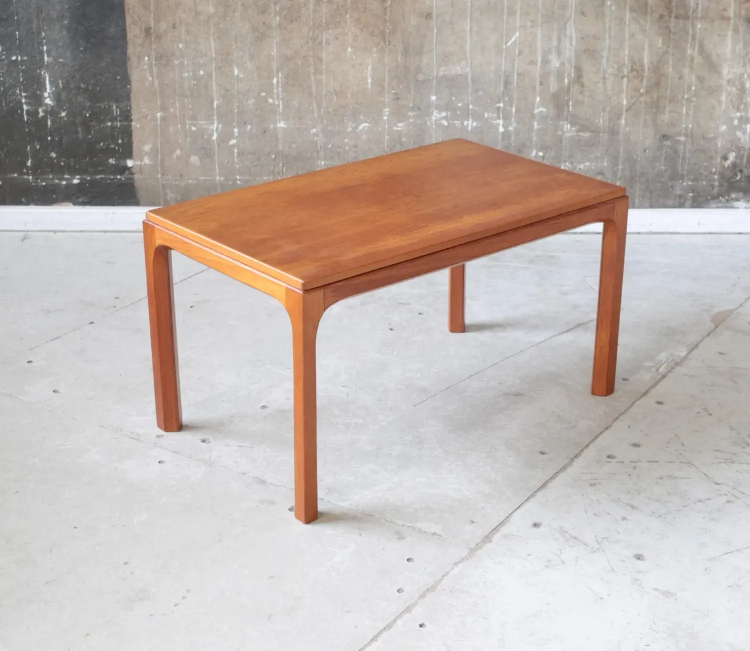 Vintage Beistelltisch Vintage Beistelltisch