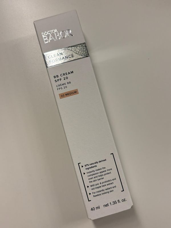 Clean Formance - BB Cream SPF 20 02 Medium Clean Formance - BB Cream SPF 20 02 Medium