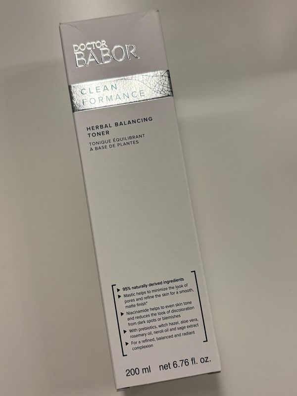 Clean Formance - Herbal Balancing Toner Clean Formance - Herbal Balancing Toner