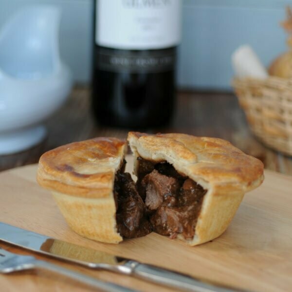 Steak & Ale Pie, Mash 1&3