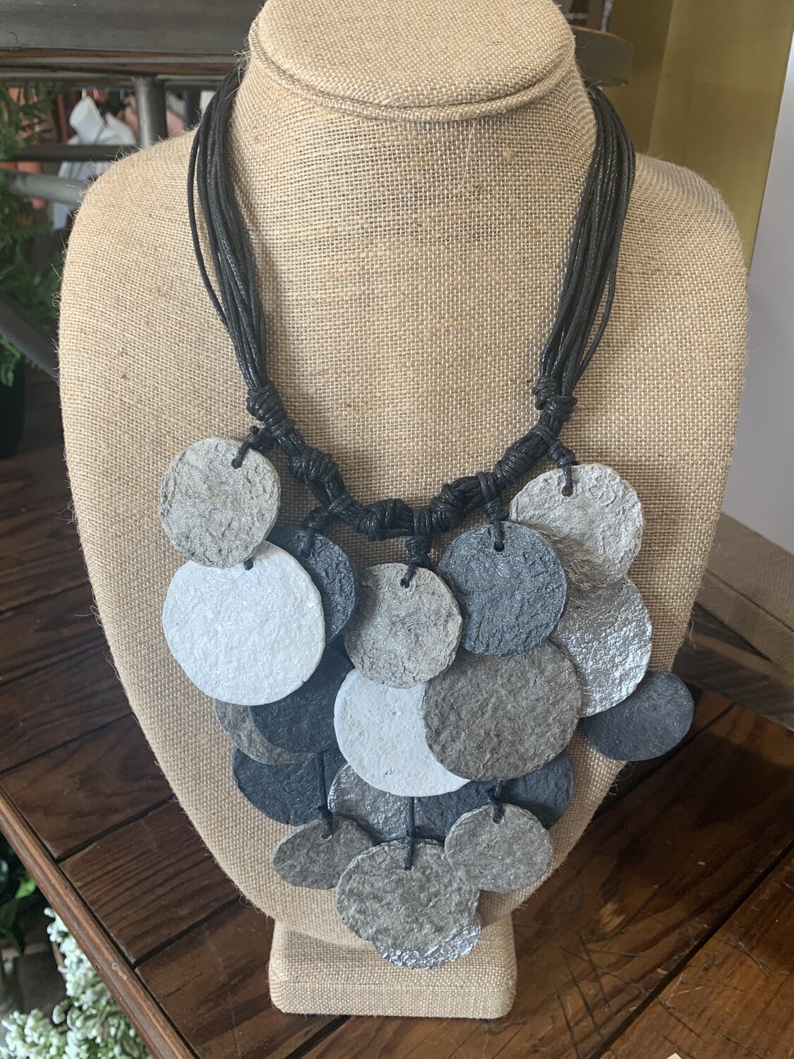 Paper Necklace-Circles 019-7-20