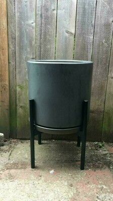 10&quot;+ Pots