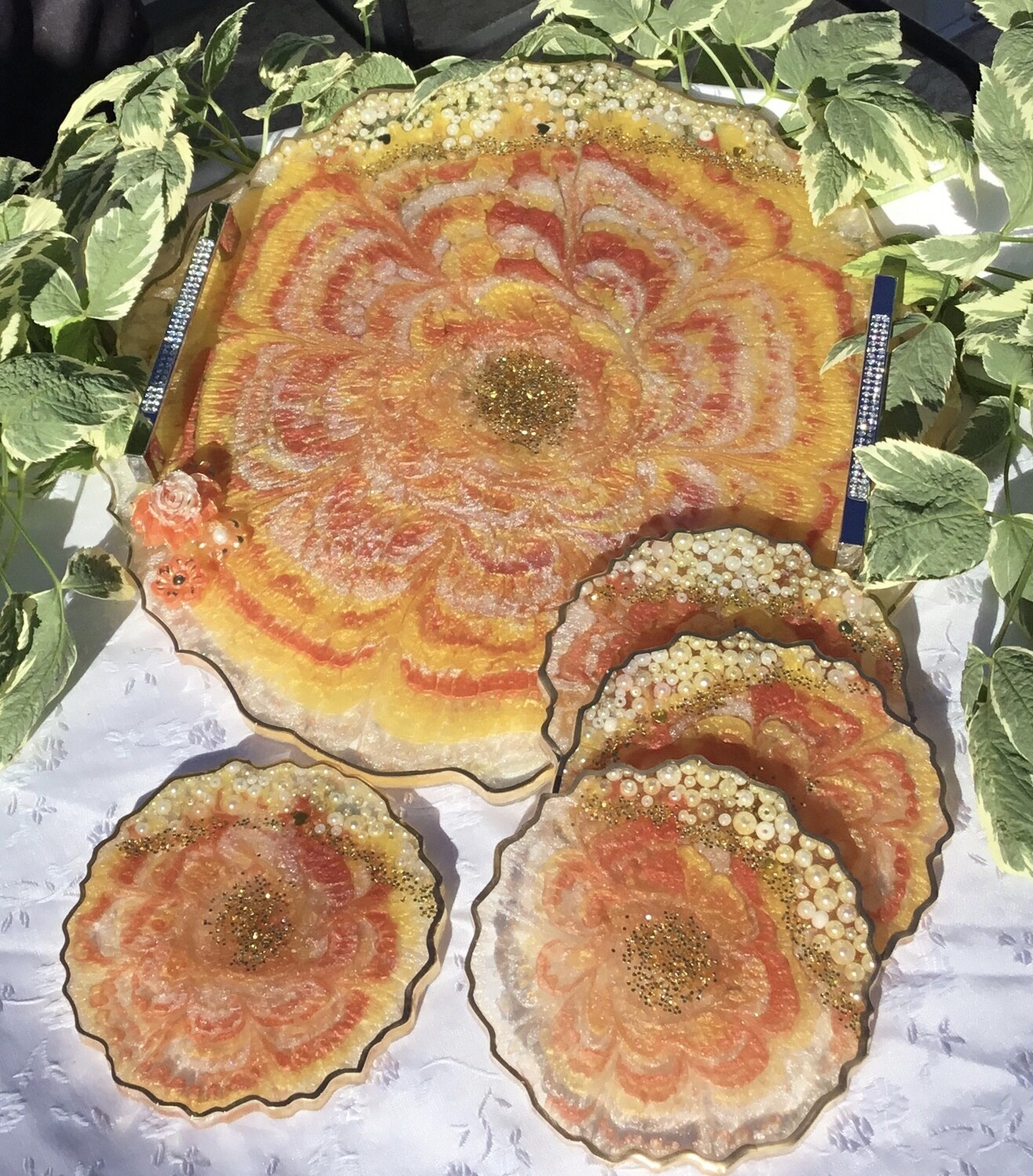 (SOLD)Sunset Beauty Resin Tray &amp; 4 Coasters