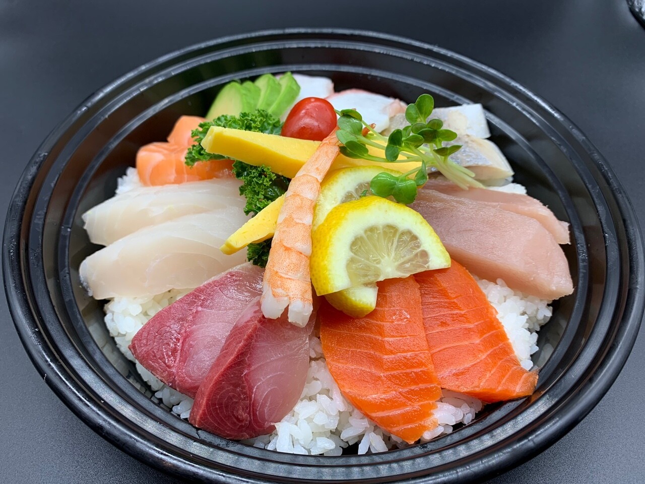 Chirashi Donburi