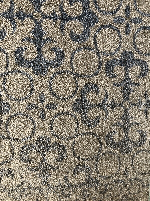 Area Rug, 7’10”x10’10”