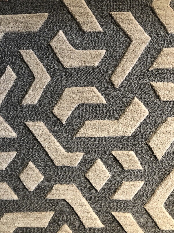 Area Rug 5’ X 8’