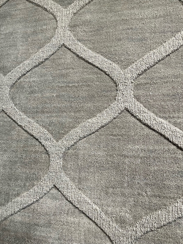 Area Rug 8’x11’