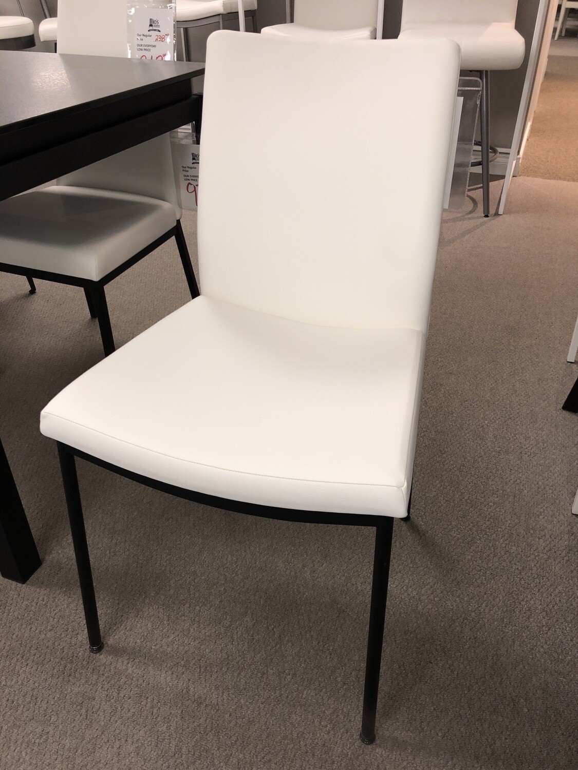 30331 Dining Chair