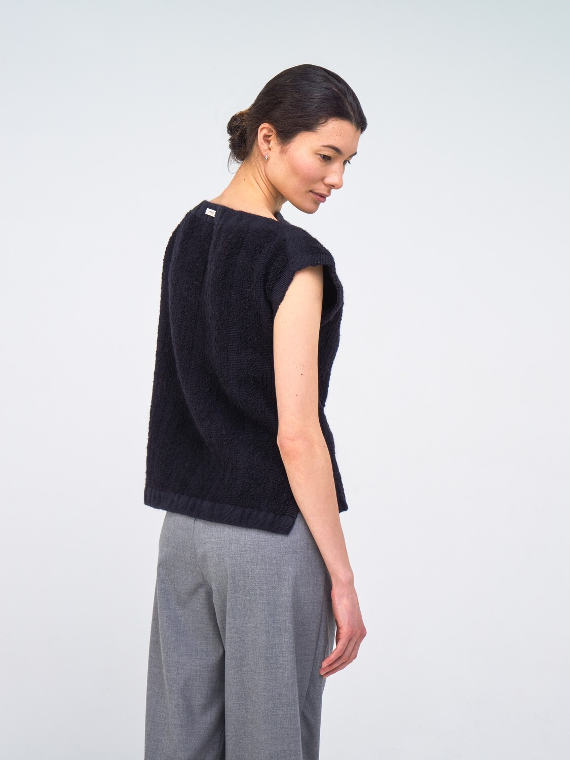 Raven Top