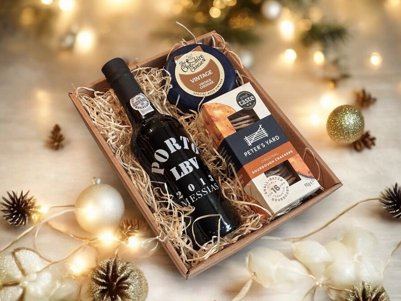 "The Vintage Treat" Mini Kraft Hamper