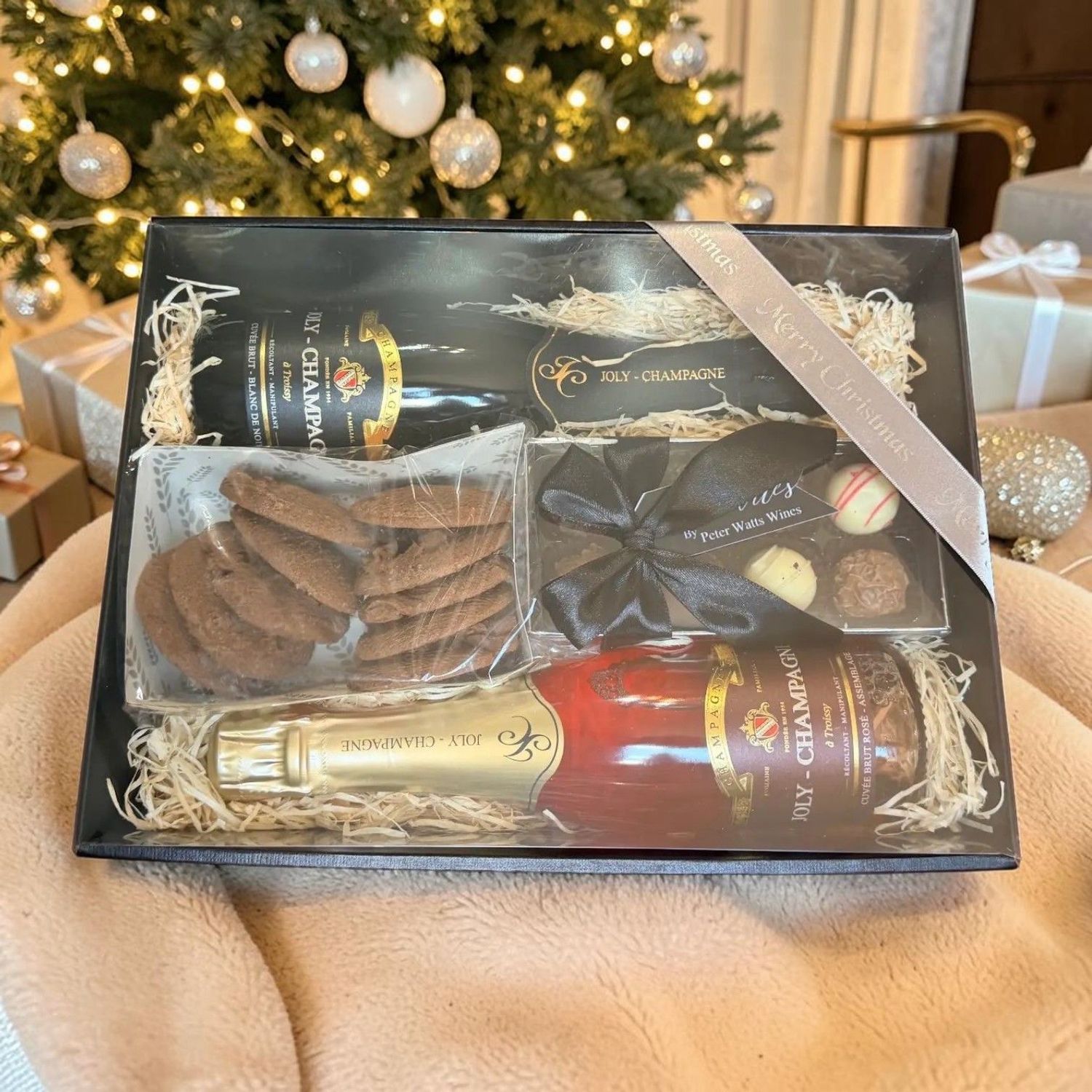"The Joly Winter" Medium Kraft Hamper