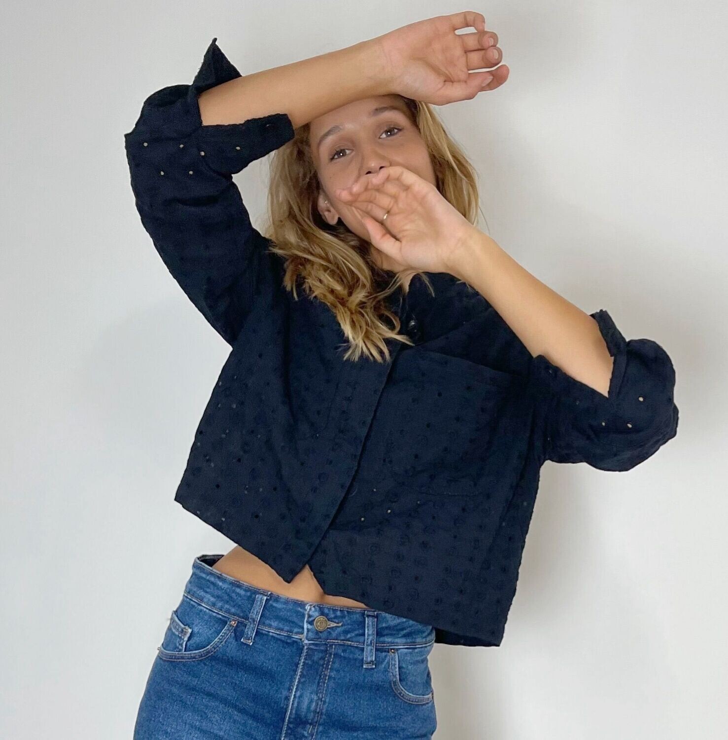 camisa broderie crop  -  MAJO