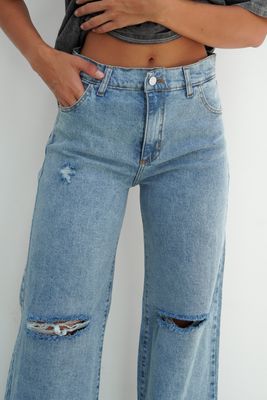 jean wide leg con roturas  -  LEON