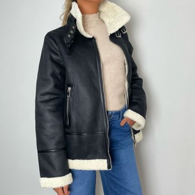 campera simil cuero con corderito  -  SNOW