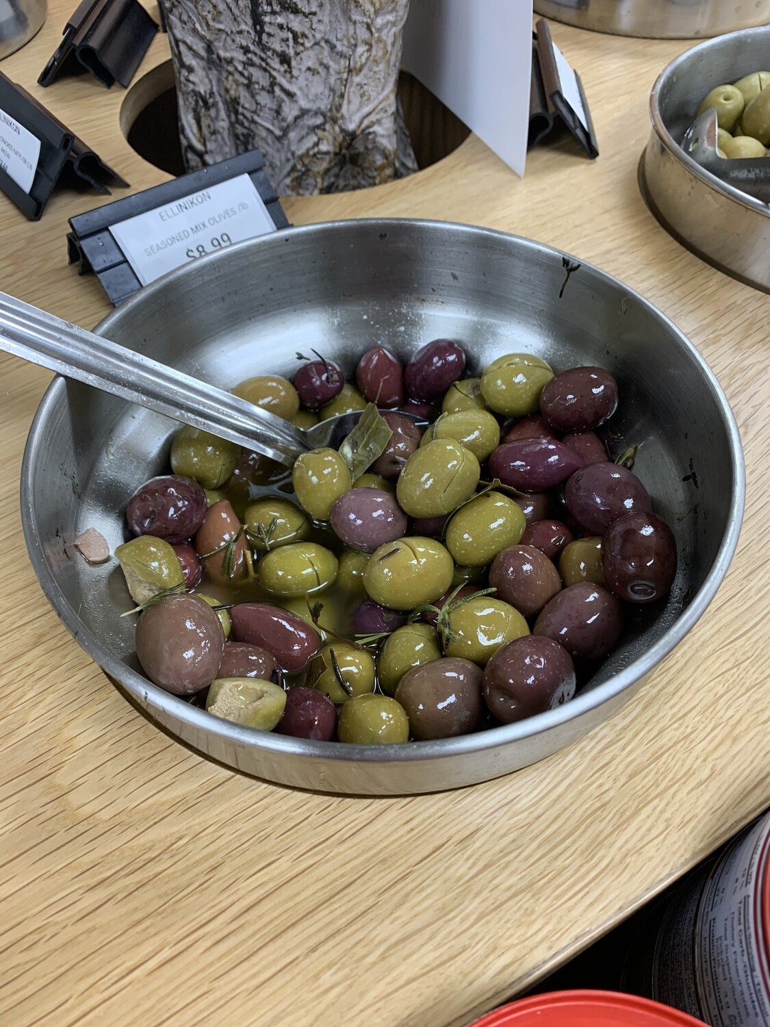 SEASONED MIX OLIVES /lb