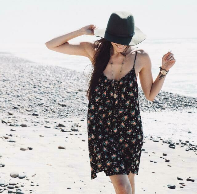 Vestido. Black Dress