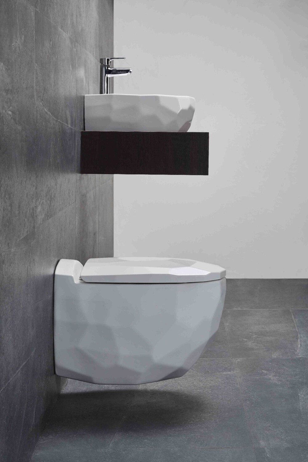 Diamas Wall hung WC White