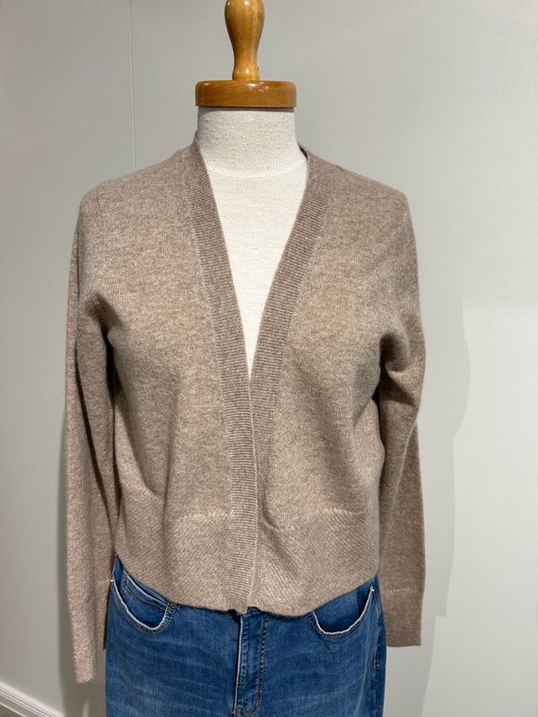 Cashmere Strickjacke-Betty Barclay- beige Cashmere Strickjacke-Betty Barclay- beige
