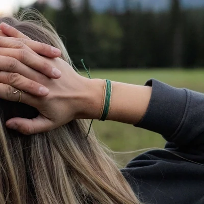 PuraVida Shapeshifting String Bracelet