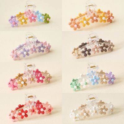 The Darling Effect Daisy Claw Clip