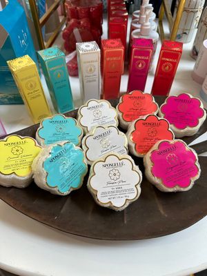 BATH &amp; BODY