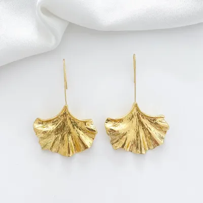 Kassandra Gold Fan Earrings