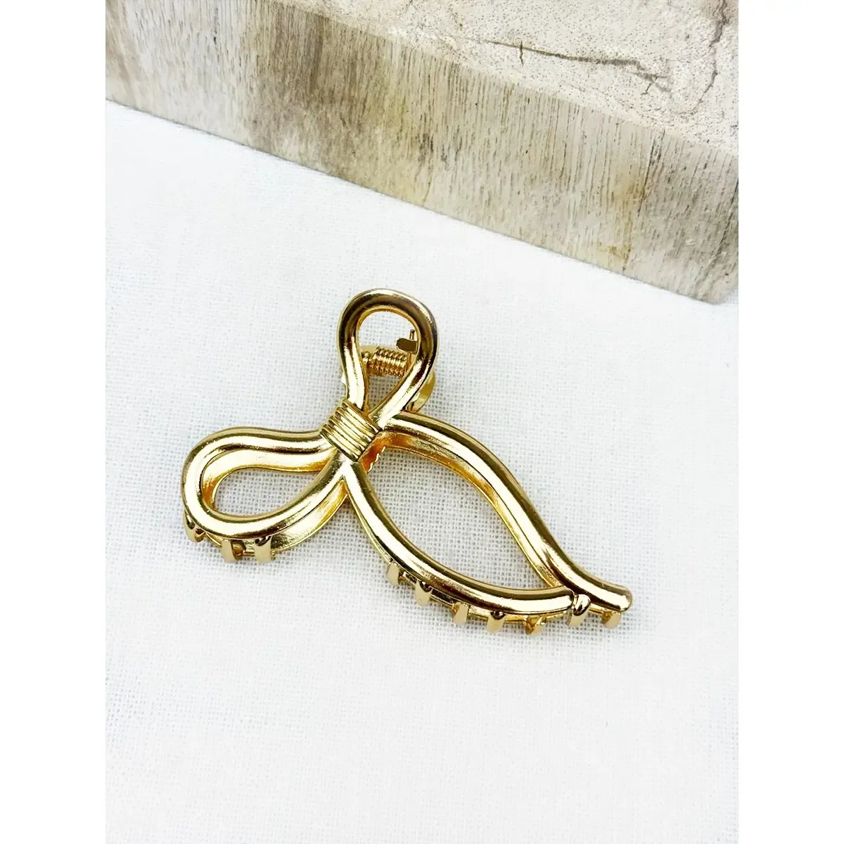 Gold Metal Bow Claw Clip 