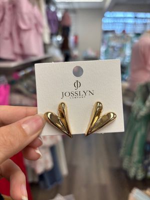 JOSSLYN Gold Heart Studs