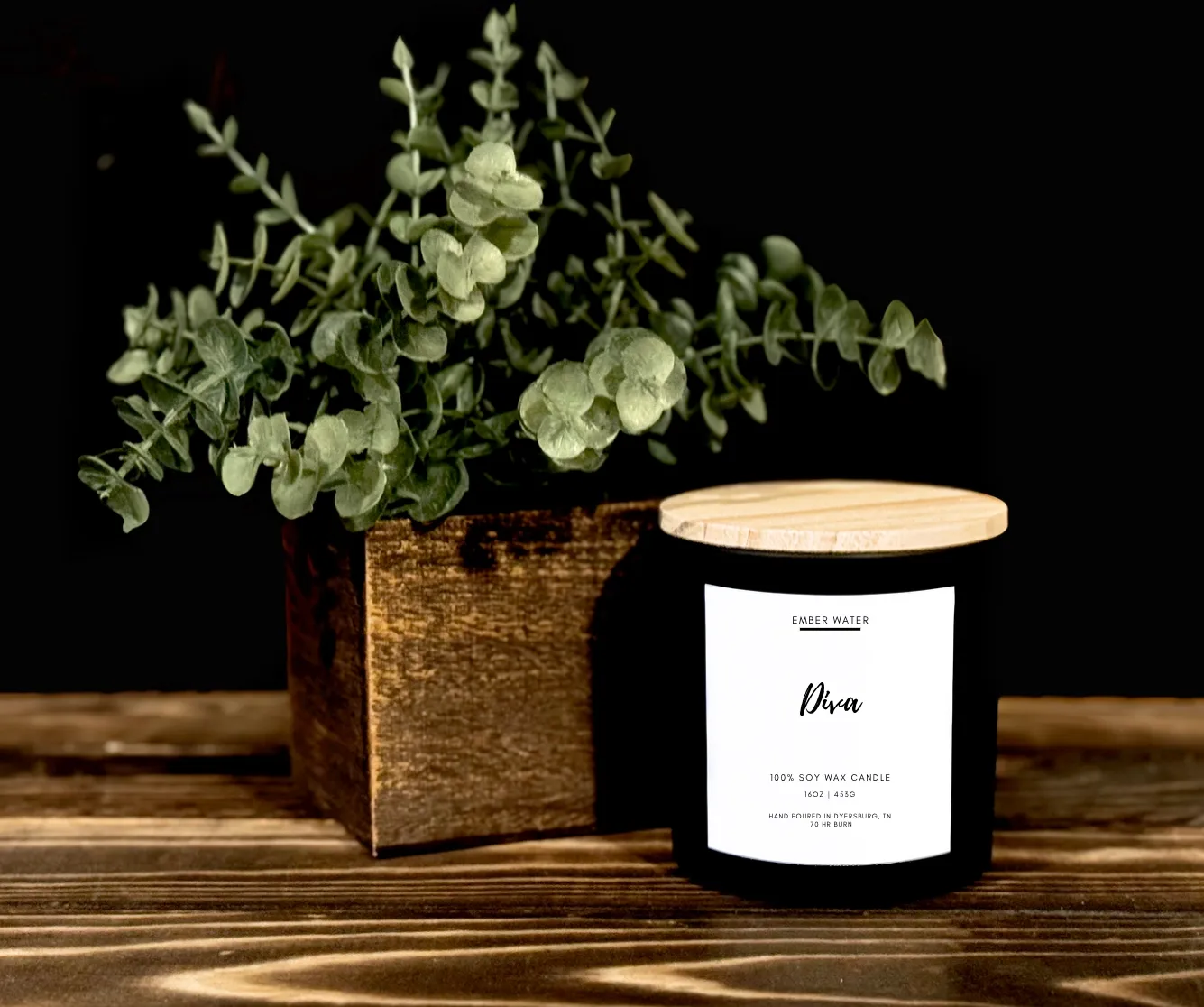 Ember Water Diva 16oz Candle 