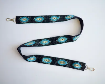 PRIA The Eyes Beaded Strap