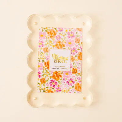 TDE Rectangle Scalloped Acrylic Frame