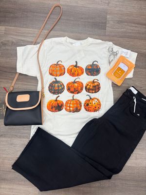 PPTX Nine Pumpkins Tee