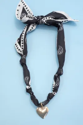 JOSSLYN Black Scarf Necklace