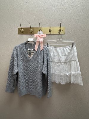 HiddenBrand White Tiered Floral Lace Skirt